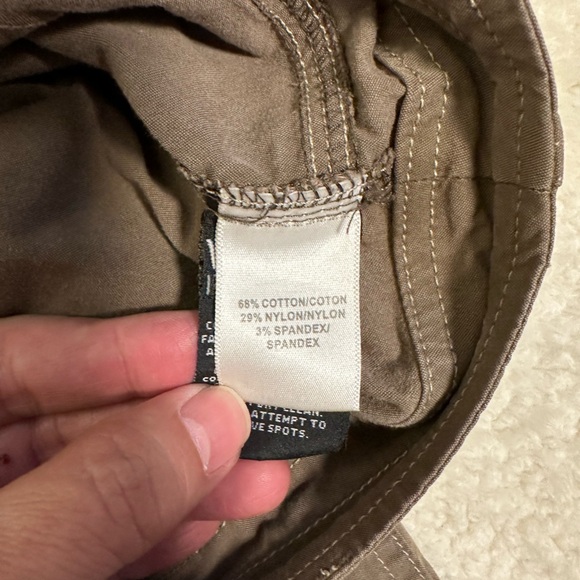 Kuhl Shorts Womens 12 Cargo Olive Green Vintage Patinadye Hiking Outdoor Casual - Picture 5 of 9